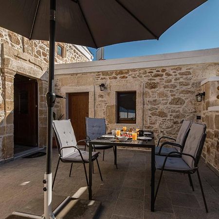 La Casa Dell'Arch Διαμέρισμα Χαράκι Εξωτερικό φωτογραφία